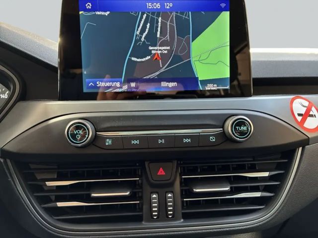 Ford Focus Cool & Connect EcoBoost Wagon