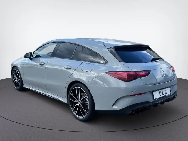 Mercedes-Benz CLA 200 AMG Line Shooting Brake