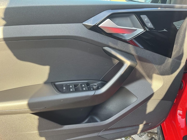 Audi A1 35 TFSI Allstreet S-Tronic