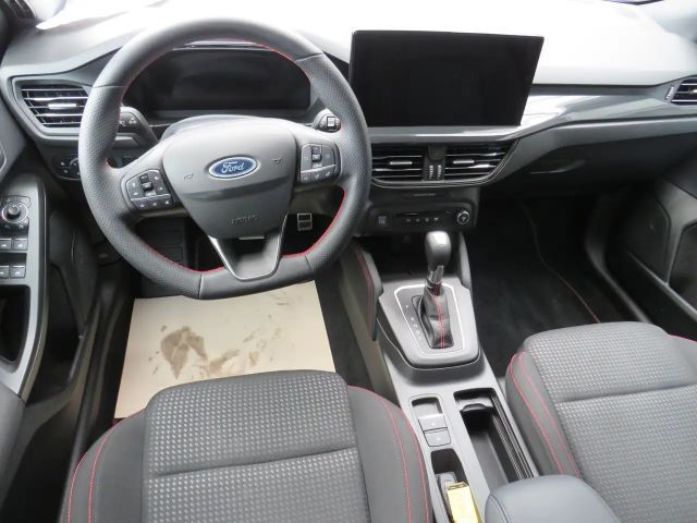 Ford Focus ST Line Wagon