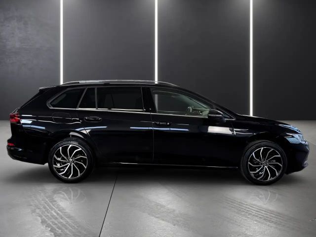 Volkswagen Golf 2.0 TDI DSG Style Variant