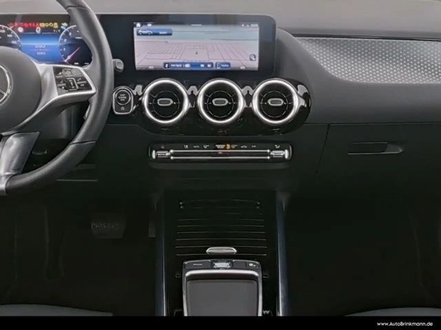 Mercedes-Benz GLA 180 Progressive