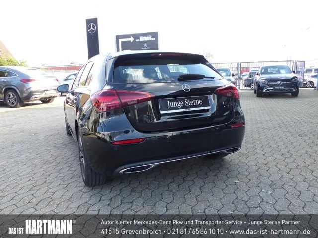 Mercedes-Benz A 180 A 180 d Progressive