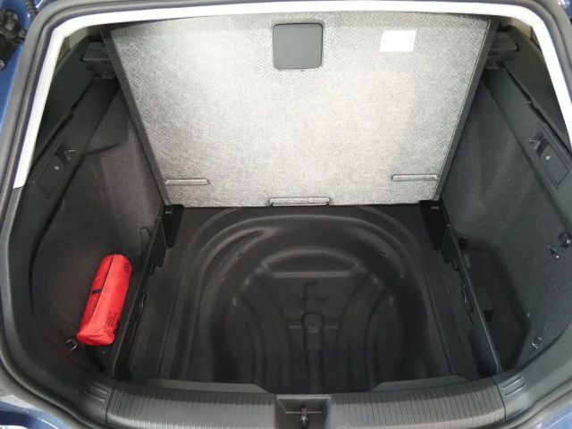 Volkswagen Golf 1.5 eTSI Style Variant