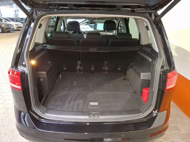 Volkswagen Touran 1.5 TSI Move