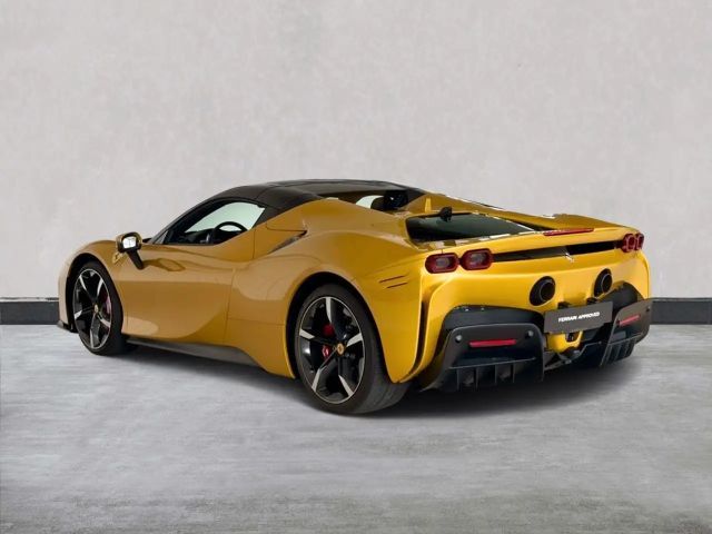 Ferrari SF90 Spider