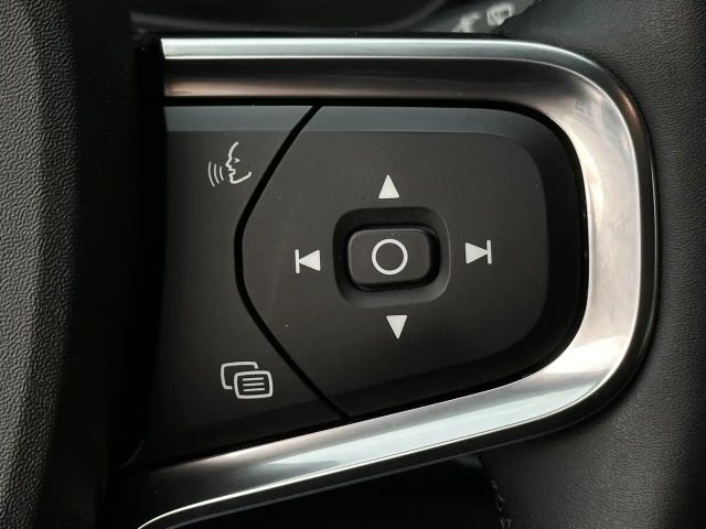 Volvo XC40 Dark Recharge T5 Ultimate