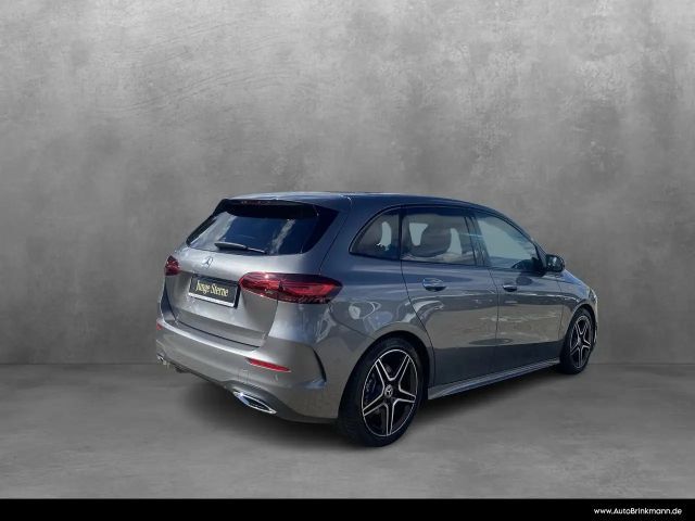 Mercedes-Benz B 200 AMG Line