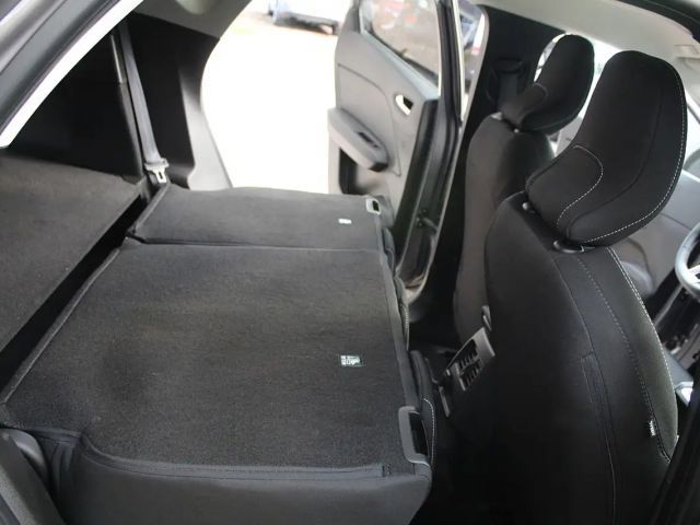 Mitsubishi ASX Invite