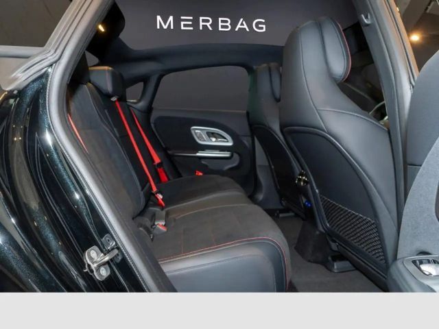 Mercedes-Benz CLA 250 AMG Line Coupé