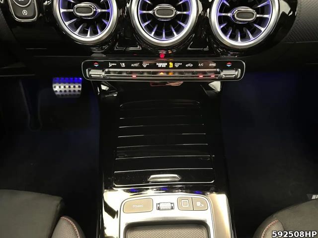 Mercedes-Benz A 200 AMG Line