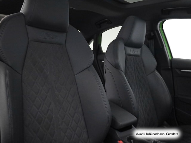 Audi RS3 Quattro S-Tronic Sedan