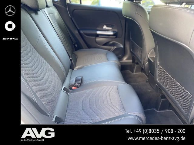 Mercedes-Benz GLA 180 GLA 180 d Progressive