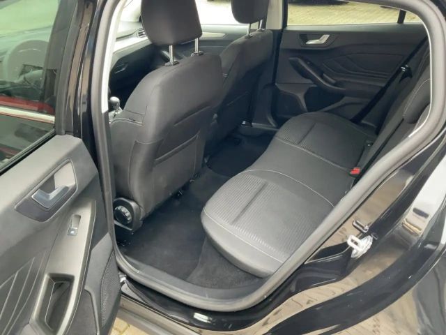 Ford Focus EcoBoost Titanium Wagon