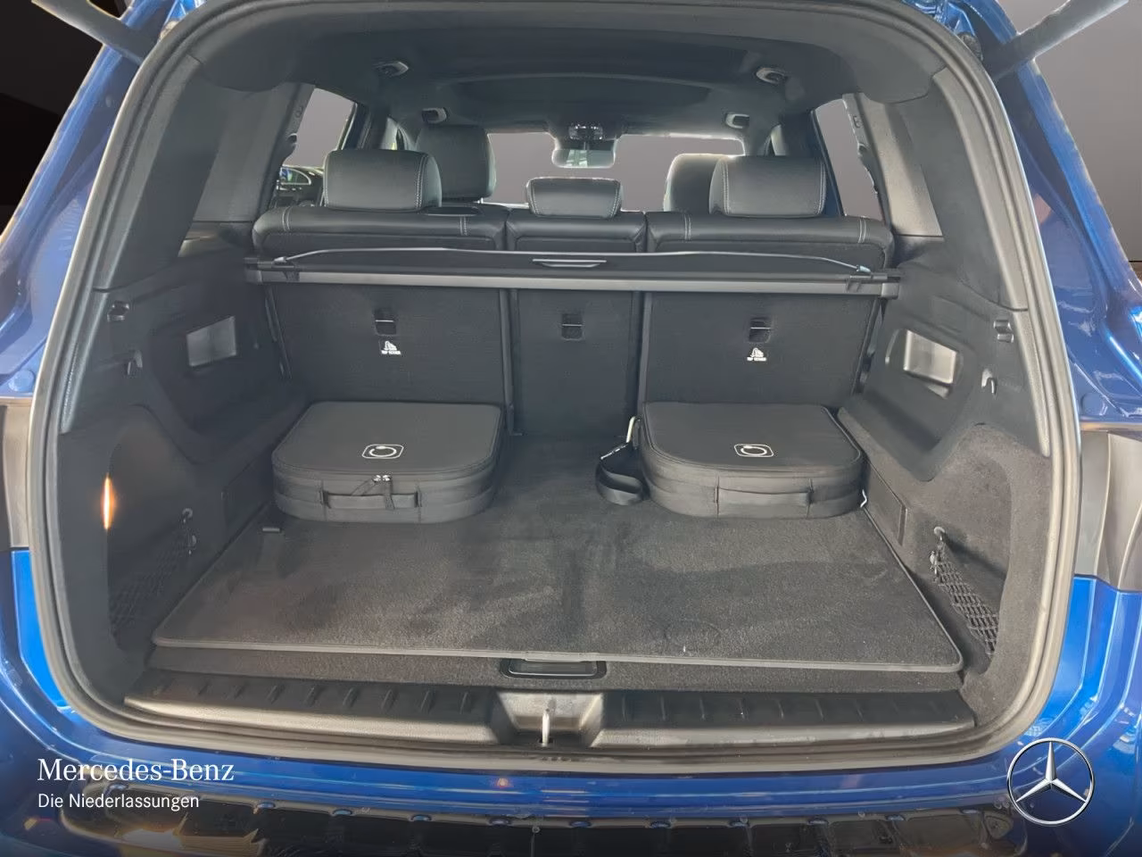 Mercedes-Benz EQB 300 4MATIC Progressive