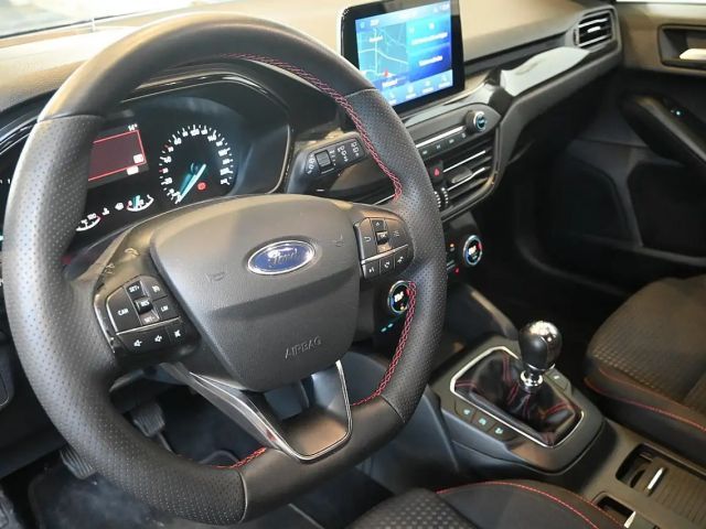 Ford Focus EcoBoost ST Line