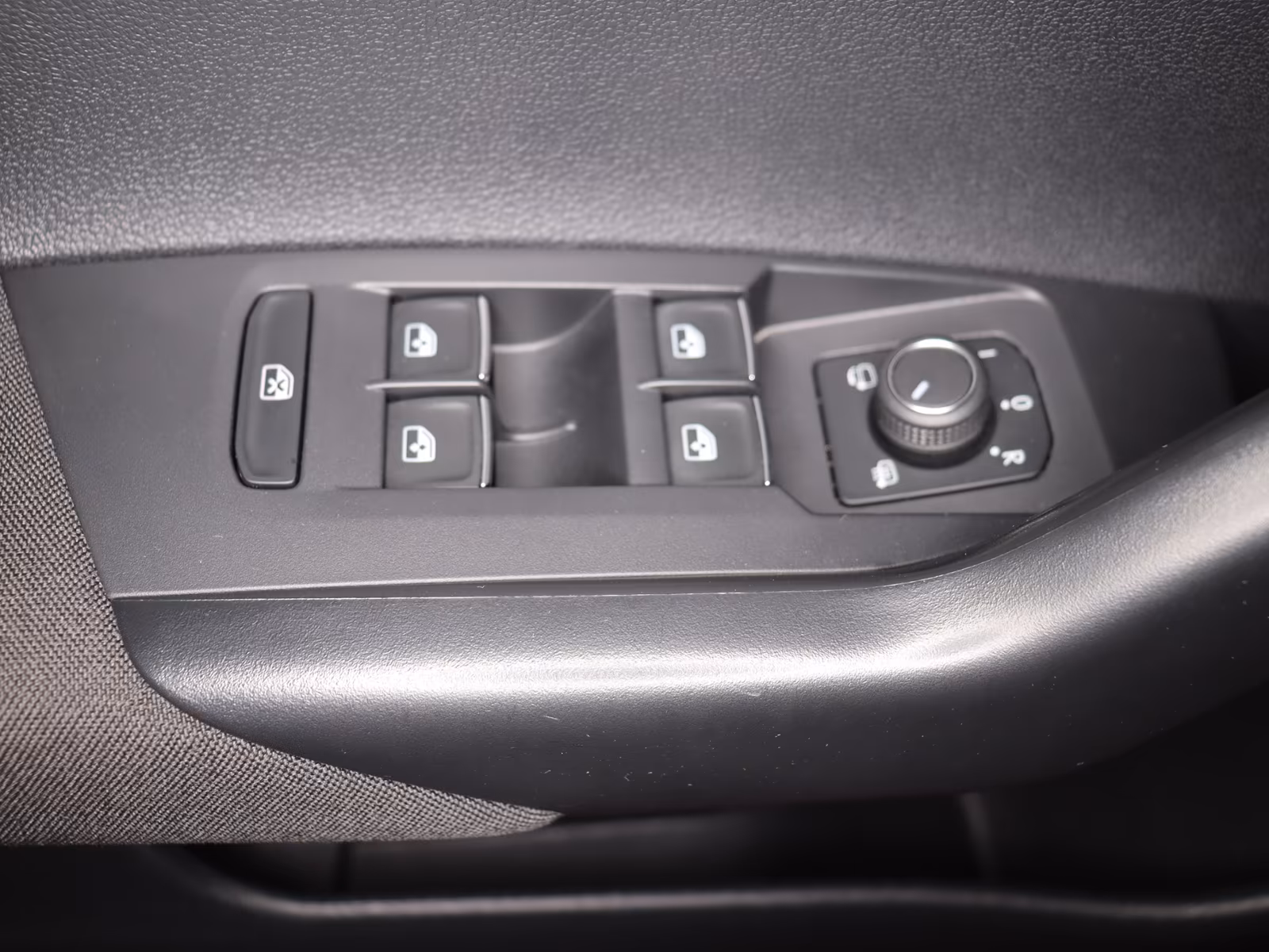 Volkswagen Taigo 1.0 TSI DSG R-Line