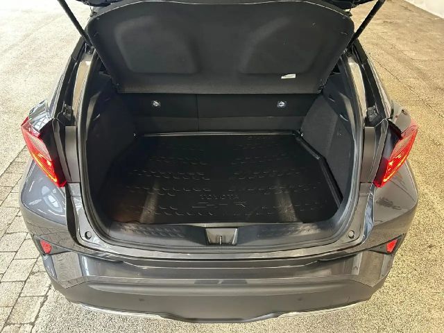 Toyota C-HR Hybride Team D