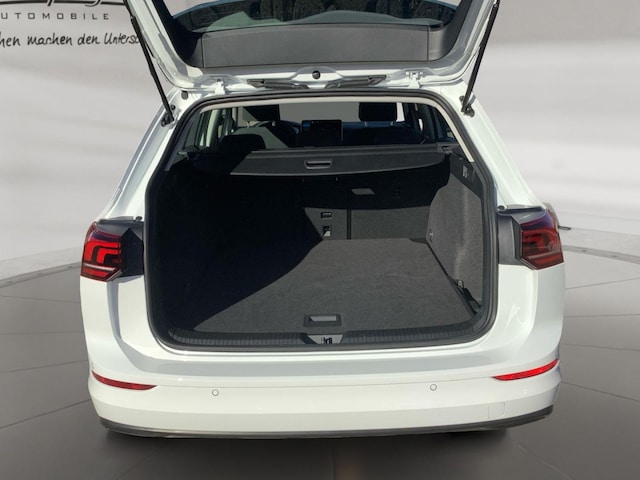 Volkswagen Golf 1.5 TSI Life Variant