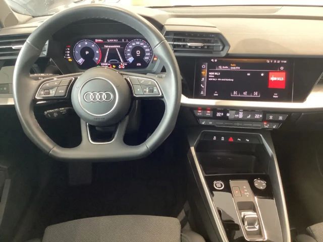 Audi A3 35 TDI S-Line S-Tronic Sedan Sportback