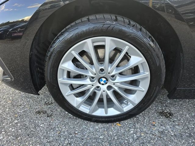 BMW 120 120d Sedan xDrive