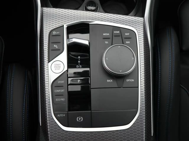 BMW 318 318d M-Sport Sedan