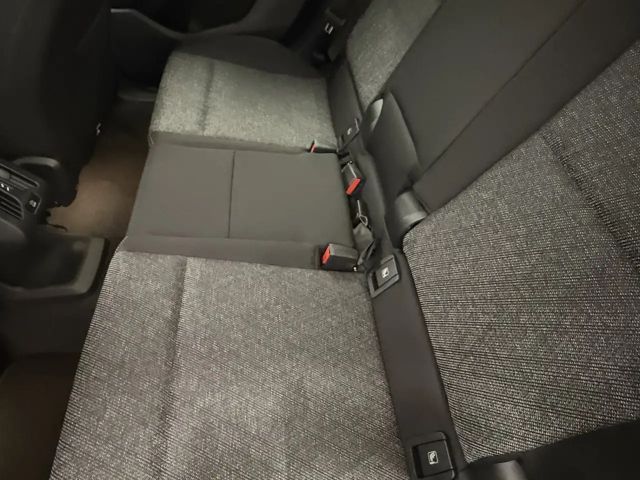 BMW 218 218i Active Tourer Sedan