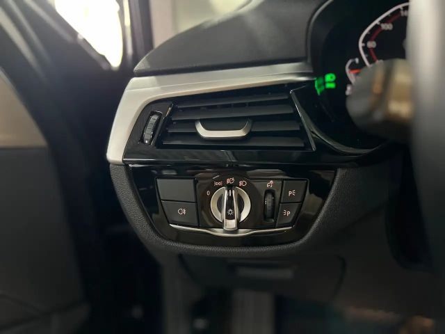 BMW 520 520d Business Line Touring xDrive