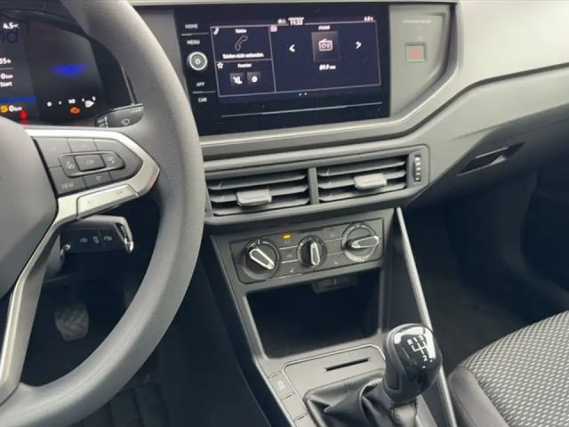 Volkswagen Polo VI 1,0 TSI Base LED KLIMA PDC