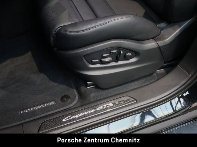 Porsche Cayenne 4 Coupé GTS