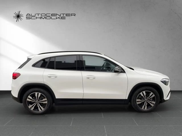 Mercedes-Benz GLA 220 4MATIC