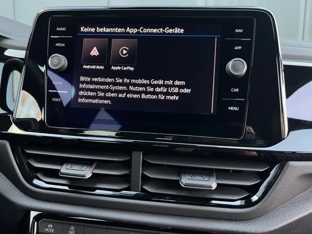 Volkswagen T-Roc 1.5 TSI DSG R-Line