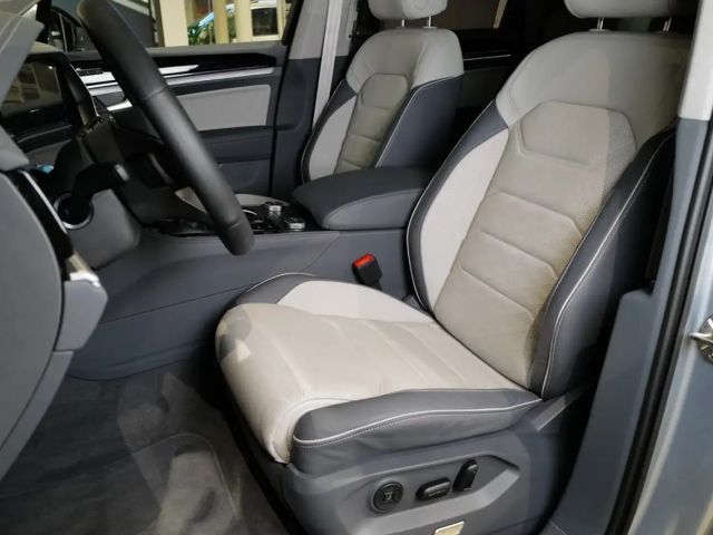 Volkswagen Touareg 3.0 V6 TDI R-Line