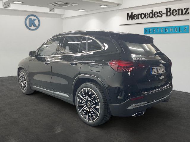Mercedes-Benz GLA 220 4MATIC AMG Line