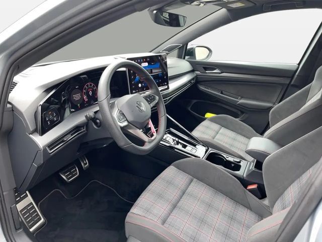Volkswagen Golf 2.0 TSI GTI