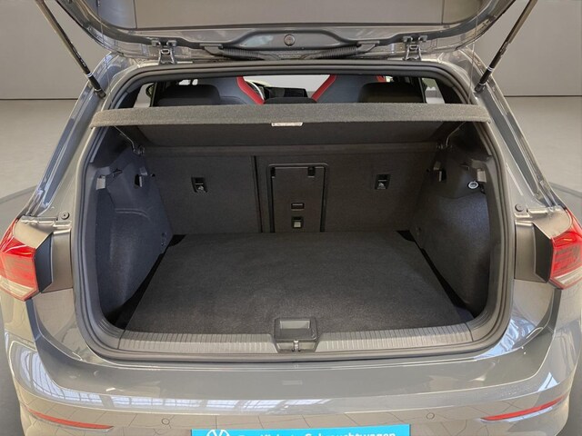 Volkswagen Golf 2.0 TSI Golf VIII