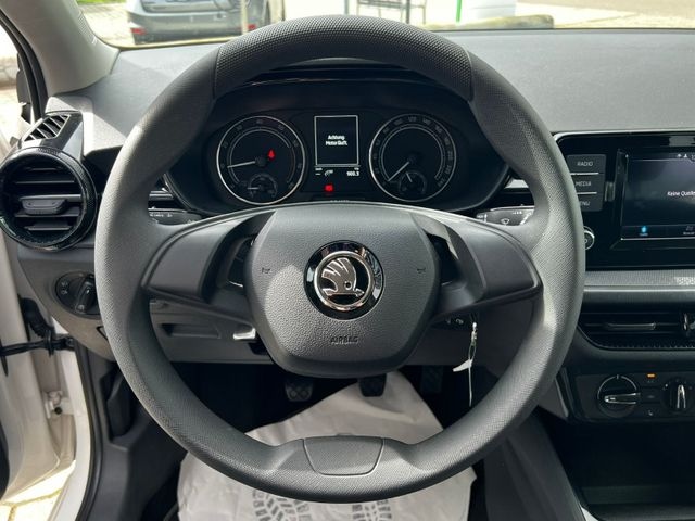Skoda Fabia FABIA 95PS 5-Gang*LED*PDC*SHZ*SmartLink*Allwette