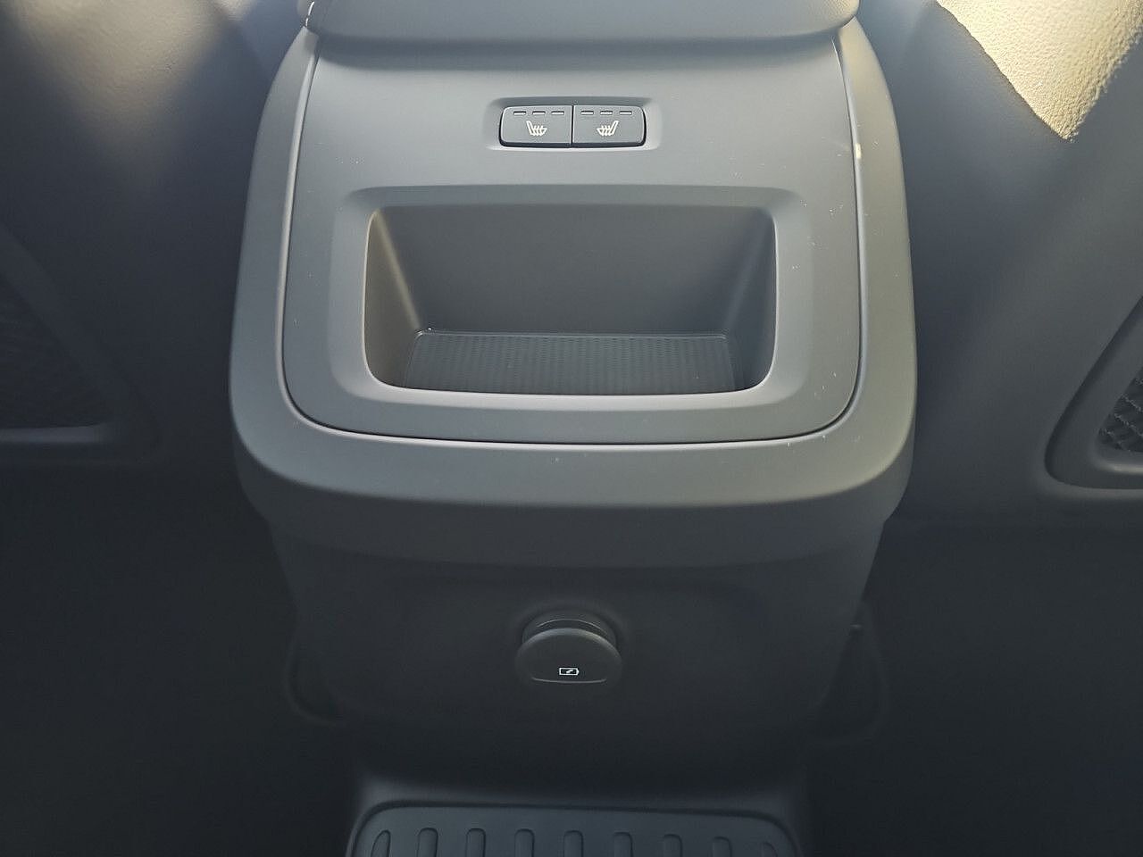 Volvo XC60 AWD Plus T8