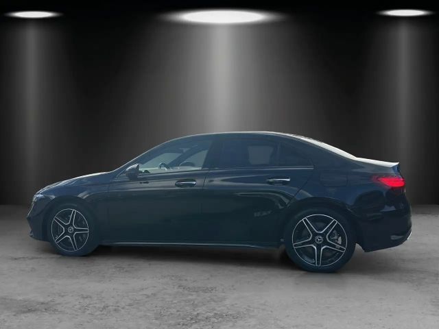Mercedes-Benz A 250 4MATIC AMG Line
