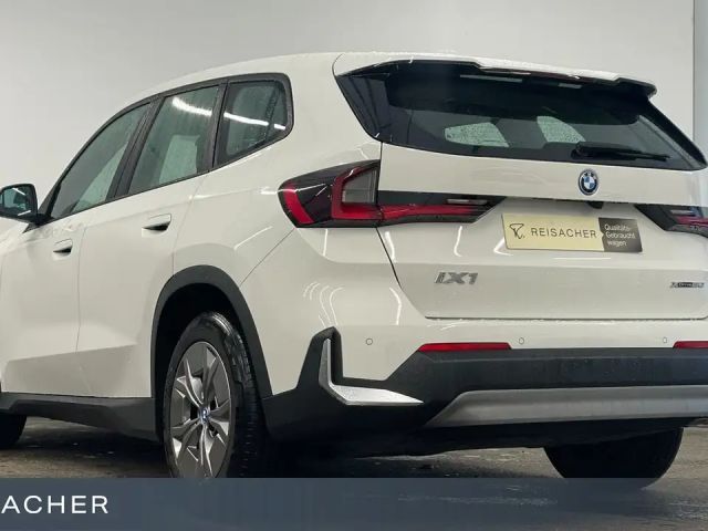 BMW iX1 xDrive30