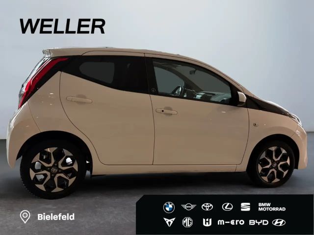 Toyota Aygo Hatchback Play Team D X-play