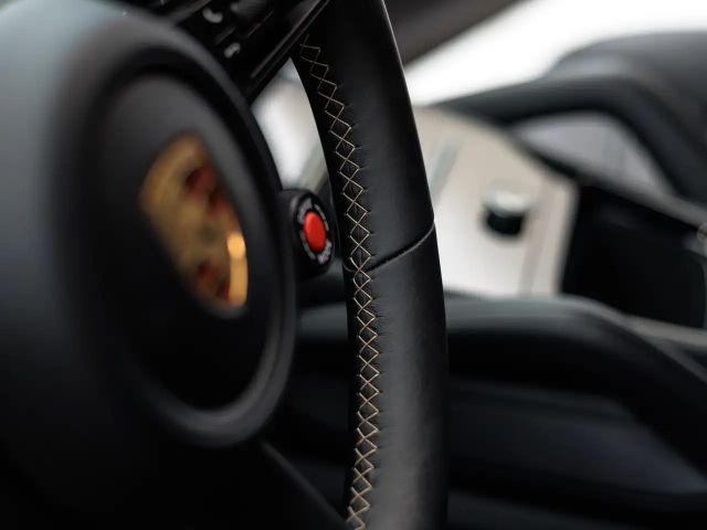 Porsche Cayenne Coupé E-Hybrid Turbo