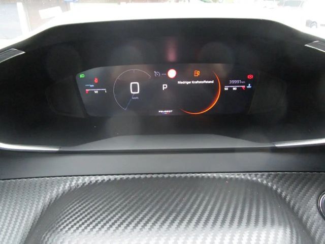 Peugeot 2008 Allure Pack EAT8 PureTech