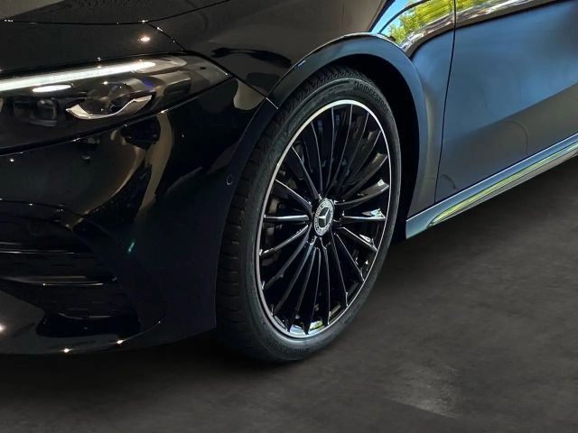 Mercedes-Benz A 180 AMG Line