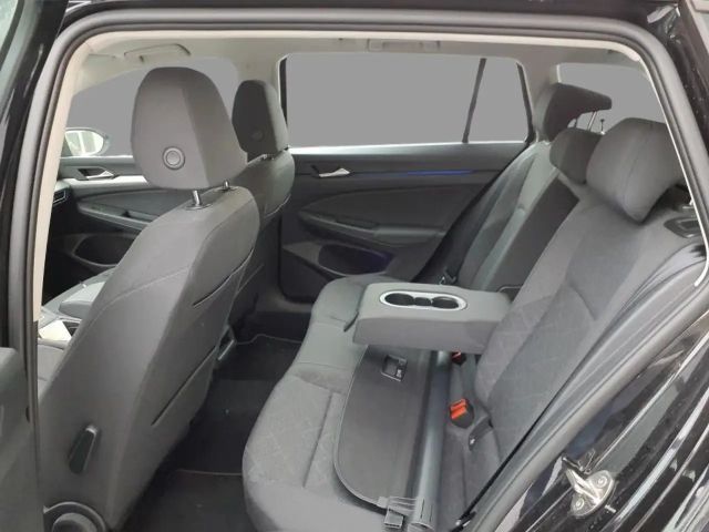 Volkswagen Golf 1.5 eTSI Golf VIII Life Variant