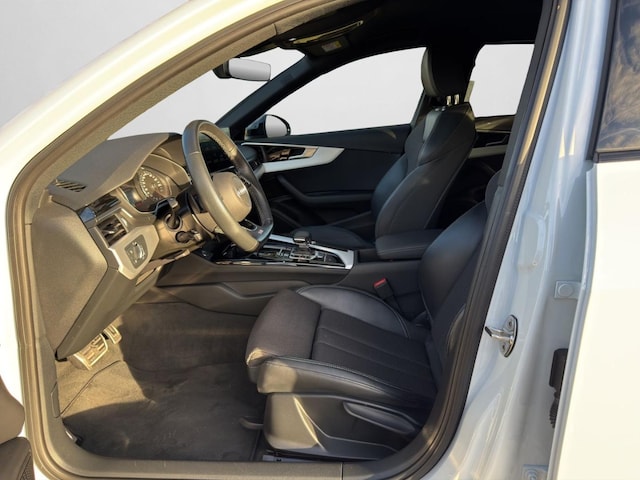 Audi A4 40 TDI S-Tronic Sedan