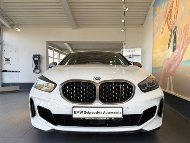 BMW 135 135i Sedan xDrive