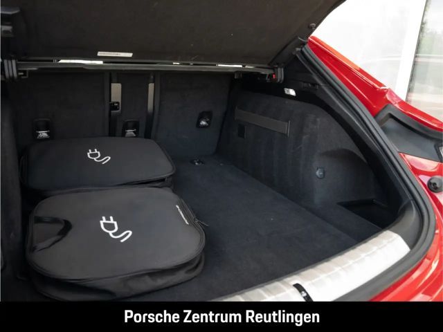 Porsche Taycan Cross Turismo Turbo