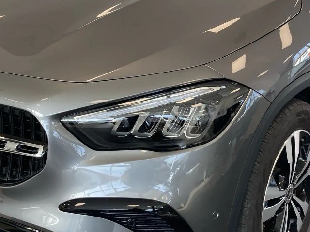Mercedes-Benz GLA 250 4MATIC Progressive