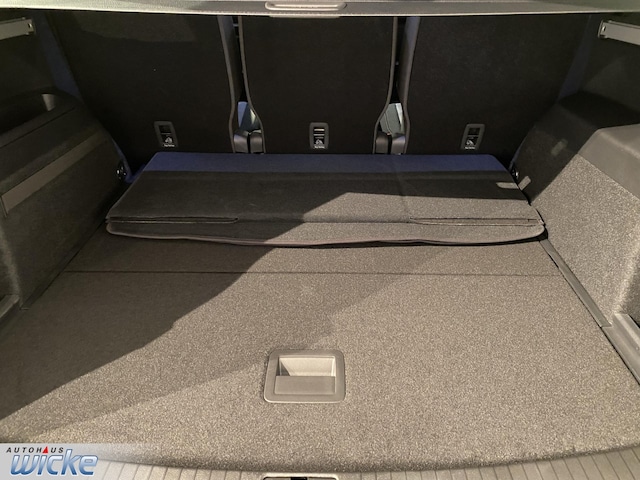 Volkswagen Touran 2.0 TDI DSG R-Line